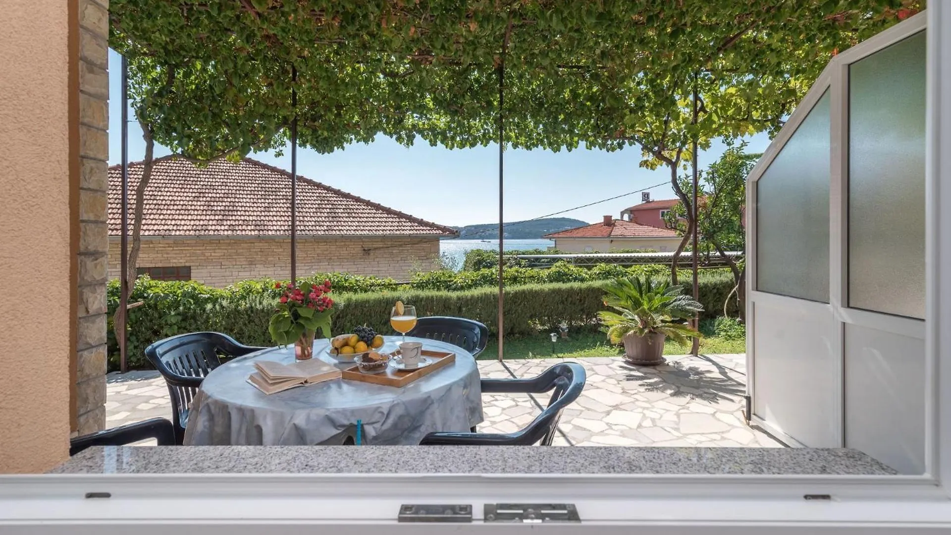 Apartments Vin تروغير