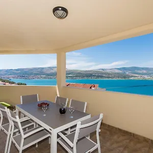 Bluesky Apartament Trogir